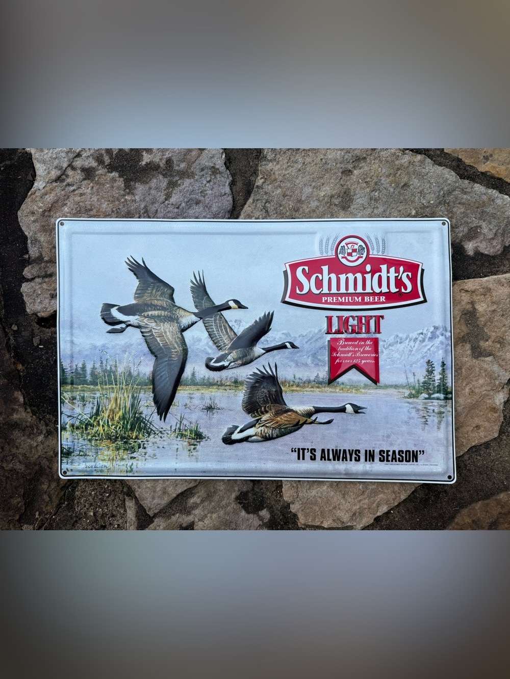 Vintage Schmidt beer Canadian geese wildlife hunting tin metal promotional sign